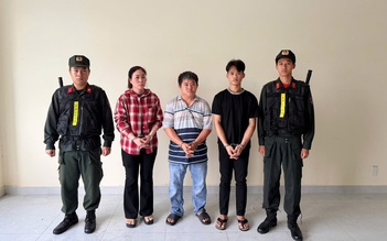 Công an TP.HCM bắt chủ lò sản xuất mì tươi 'ngậm' hàn the, tuồn ra thị trường 800 tấn