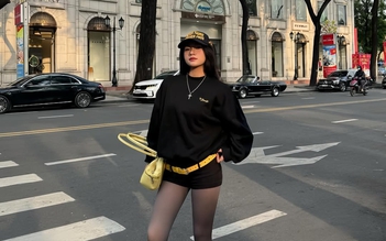 Áo nỉ phối quần shorts tạo bản phối ‘trái mùa’ đầy ngẫu hứng