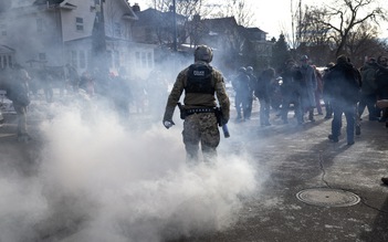 Chính sách siết nhập cư của Nhà Trắng gặp khó