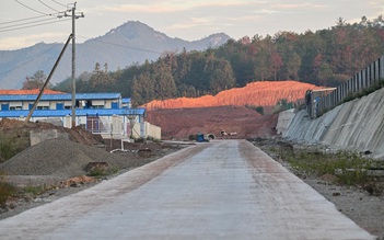 Ông Trump ra thời hạn đối phó Trung Quốc về khoáng sản thiết yếu