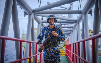 Cán bộ, chiến sĩ DK1 giữa biển khơi hướng về Đại hội XIV của Đảng