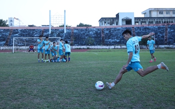 Đội Trường CĐ Phương Đông Đà Nẵng không ngại áp lực, sẵn sàng cống hiến hết mình