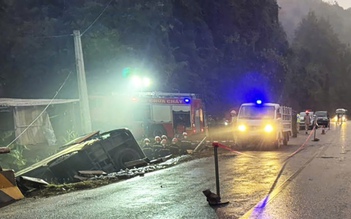 Cục CSGT khuyến cáo đảm bảo an toàn khi lái xe trong sương mù, đường trơn