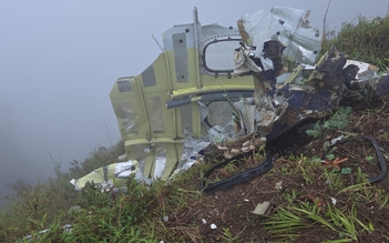 Indonesia phát hiện mảnh vỡ máy bay mất tích, chưa tìm thấy người