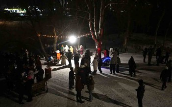 Ukraine trước bài toán kép