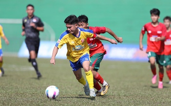 ĐH Duy Tân 1-0 ĐH Huế: Cựu vô địch bất ngờ 'sa lầy'