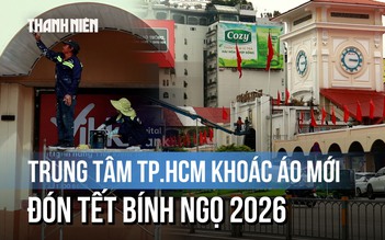 Chợ Bến Thành và 7 tuyến đường trung tâm TP.HCM 'thay áo' đón tết