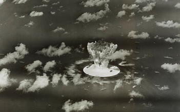 Mỗi người đang sống đều có vết phóng xạ từ thử hạt nhân trong khí quyển