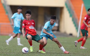 ĐH Duy Tân 5-2 Trường CĐ Phương Đông Đà Nẵng: 'Mưa bàn thắng' khép lại vòng loại