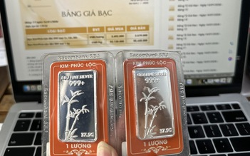Giá bạc tiếp tục tăng kỷ lục