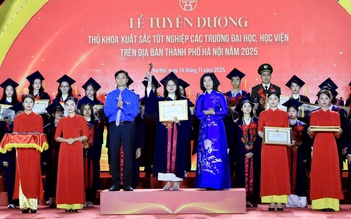 Đề xuất hỗ trợ tối đa 1.000 lần lương cơ sở với nhân tài làm việc cho Hà Nội