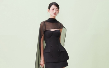 Voan mỏng layer áo corset, tôn lên nét gợi cảm lôi cuốn