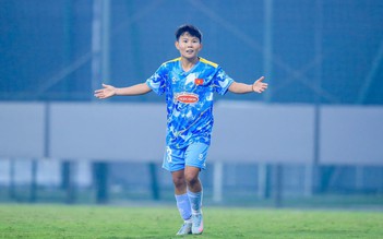 Bích Thùy lập công giúp đội tuyển nữ Việt Nam thắng giao hữu Uzbekistan, Chủ tịch VFF động viên