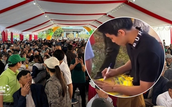 Nhà Đình Bắc mở cỗ vui như hội, 'Vua phá lưới châu Á' ký tặng mỏi tay 