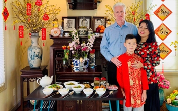 Người phụ nữ Việt ở Mỹ giỗ cha và đón tết với những món ăn truyền thống