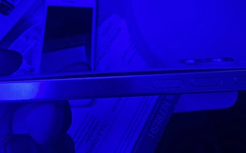 iPhone đời mới gặp rủi ro pin phồng khi đi máy bay