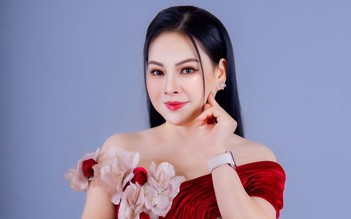 Nữ ca sĩ chuyên dòng nhạc quê hương, tiết lộ kỷ vật giúp 'đổi đời'