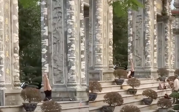 Người phụ nữ 'mặc ngắn cũn cỡn' tạo dáng yoga trước chùa Linh Ứng gây bức xúc