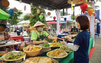 Tưng bừng khai hội 'Sống xanh - Ẩm thực chay'
