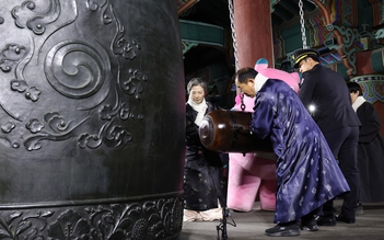 Hàn Quốc thất bại trong việc xóa bỏ Tết Nguyên đán như thế nào?