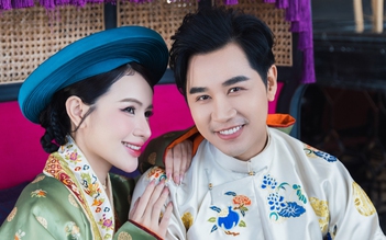 Nguyên Khang 'tình tứ' bên đàn em kém 14 tuổi