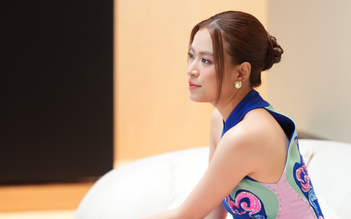 Nhan sắc Hoàng Thùy Linh ở tuổi 38