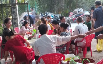 Bếp cháo nghĩa tình ở cù lao Tân Lộc