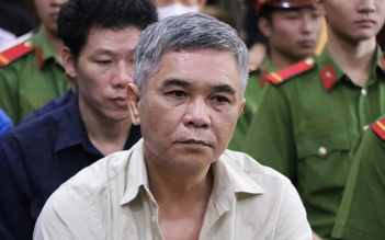 Vụ đăng kiểm 50-04V: Nhận 570 triệu đồng, cựu giám đốc bảo 'tưởng là tiền bồi dưỡng'