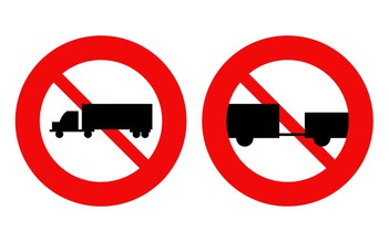 Phân biệt sai biển cấm xe kéo rơ-moóc có thể bị phạt đến 22 triệu đồng