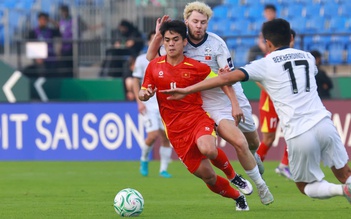 HLV Kyrgyzstan thừa nhận một sự thật cay đắng, nói điều cực hay về U.23 Việt Nam