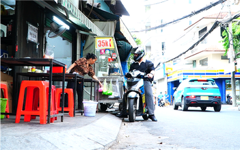 Truy tố CTV trật tự đô thị 'thu phí' loạt quán cà phê, bãi xe ở TP.HCM