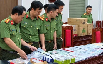 Triệt phá đường dây dùng máy POS để giao dịch khống