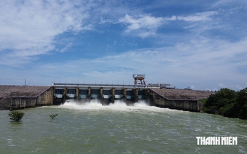 Thủy điện Trị An lại tăng xả lũ, lưu lượng qua đập tràn hơn gấp đôi