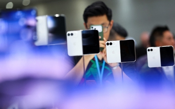 iPhone Duo cháy hàng, chiến lược quen thuộc của Apple lại phát huy tác dụng