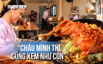 Người dì chuyển giới mở quán cơm gà để chăm mẹ, lo cho người cháu tâm thần