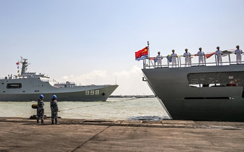 Trung Quốc đóng mới tàu chiến có tổng trọng tải hơn 2 lần Mỹ?