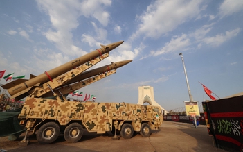 Iran nói bắn hạ UAV Mỹ, ra tuyên bố mới