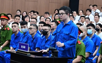 Bạn gái Mr Pips giữ trăm tỉ nhưng 'không mang đồng nào về nhà'