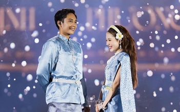 Phương Mỹ Chi làm 'đám cưới' trên sân khấu