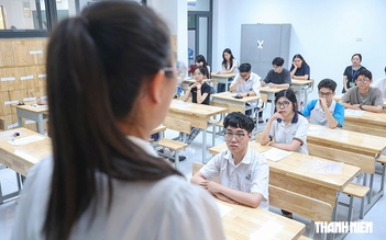Lăng kính bạn đọc: Tranh luận bỏ điểm cộng đại học