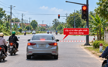Đèn đỏ nhưng đường không có vạch dừng, ô tô phải dừng ở đâu mới đúng luật?