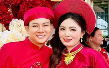 Hoài Lâm cưới vợ kém 9 tuổi, Đàm Vĩnh Hưng đến chúc mừng