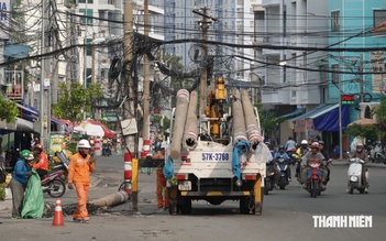 Di dời toàn bộ cột điện án ngữ đường Chu Văn An