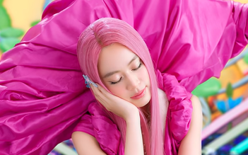 Hoàng Thùy Linh tái xuất gây chú ý