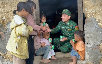 Chú bộ đội sống đẹp ở vùng biên