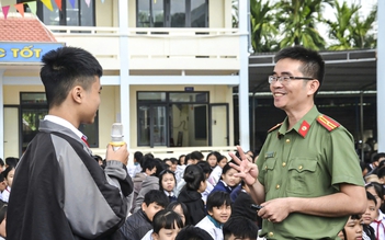 Chiến dịch 'Không một mình': Lá chắn bảo vệ trẻ em trên không gian mạng