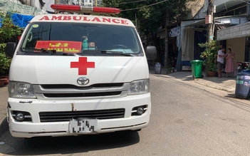 Đi bộ trên đường, người đàn ông ở TP.HCM bị xe tông tử vong