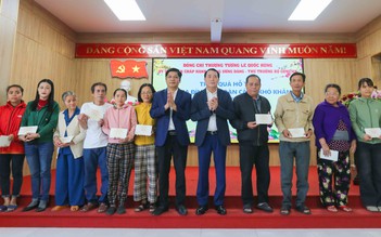 Giúp người dân khó khăn có cái tết ấm cúng hơn