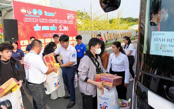 Hành trình bôn ba nhường chỗ cho tết sum vầy