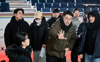 Đạo diễn Đinh Tuấn Vũ hé lộ hậu trường phim về xạ thủ Hoàng Xuân Vinh